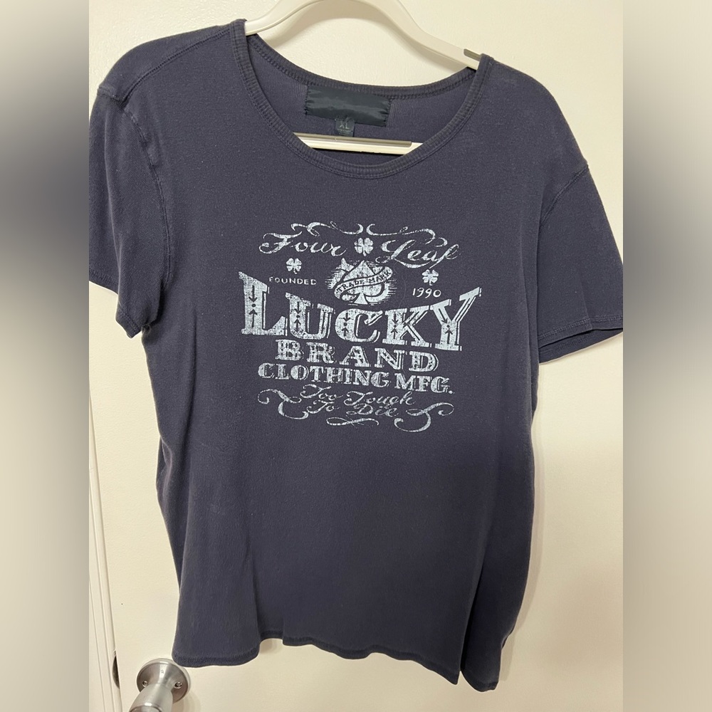 Women’s navy Lucky Brand XL tee